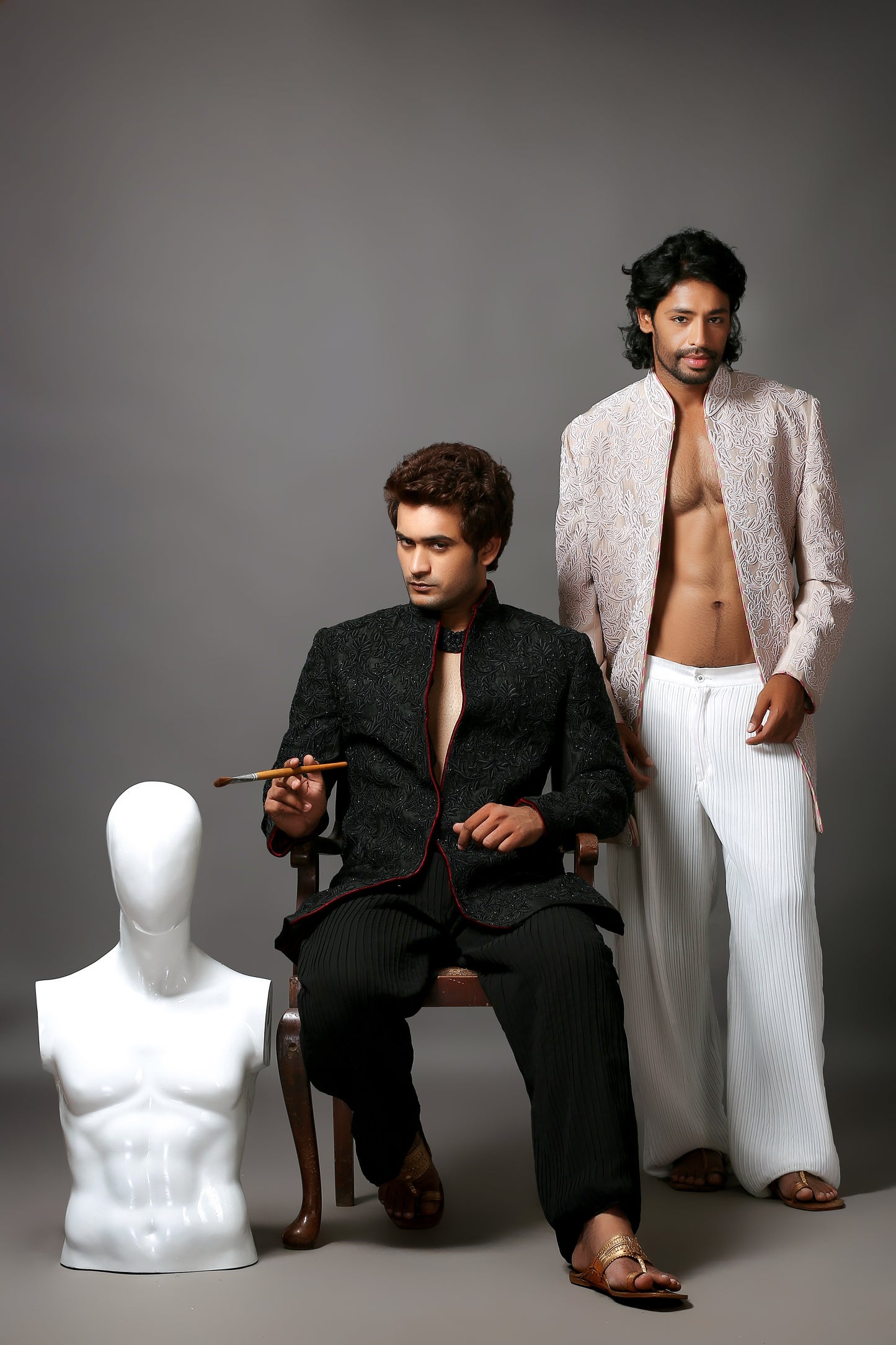 Renaissance Salmon Pink & Black Sherwani Set by Aaditya Bhargava